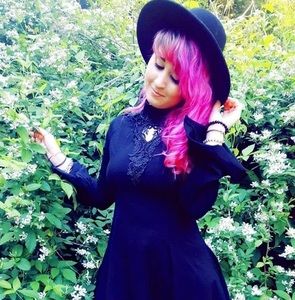 Meet your Posher, Sydney